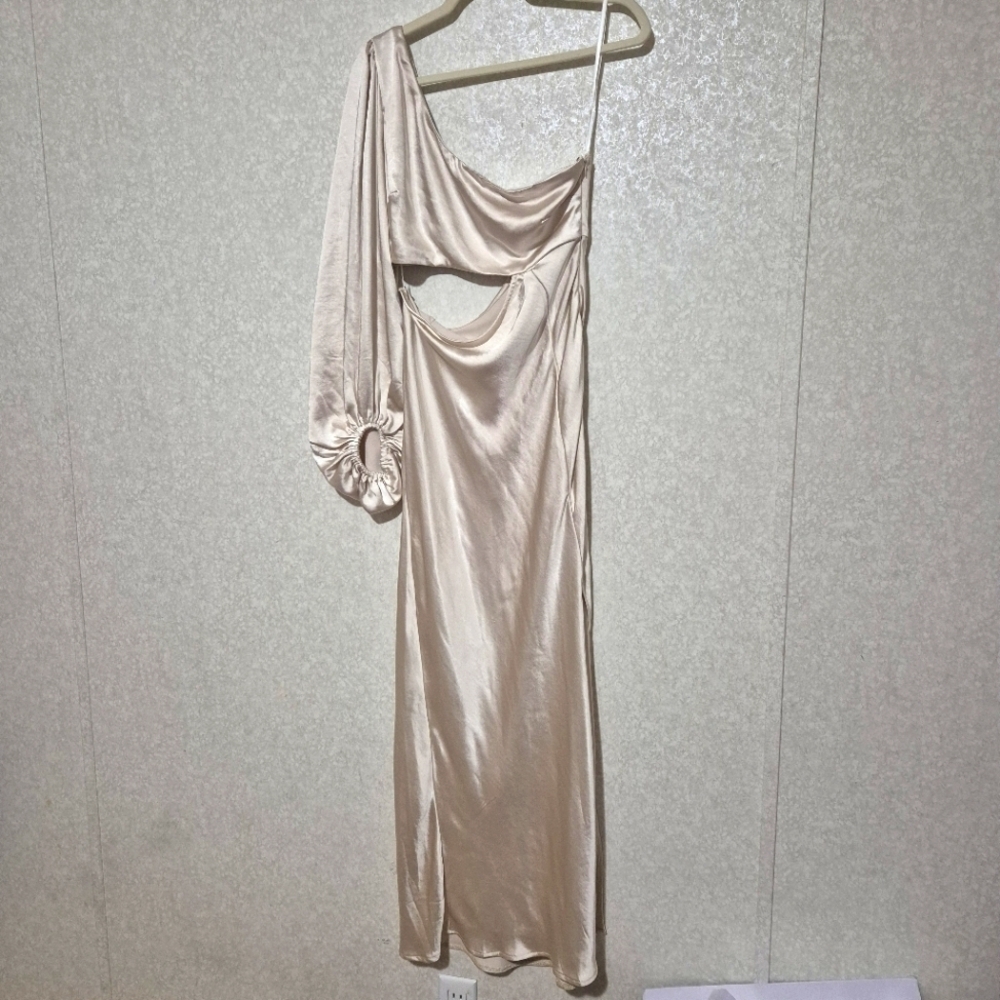 PRINCESS POLLY Elegant Cream One-Shoulder Dress..SIZE:6